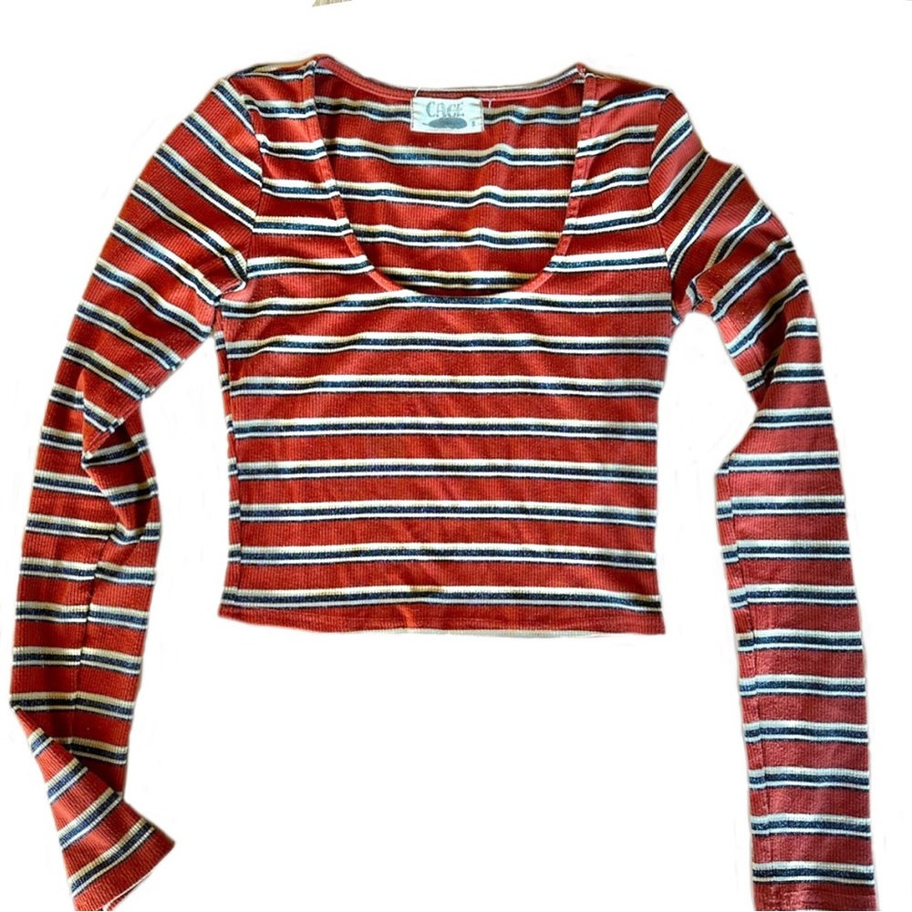 3/$30 ❤️ Cage stripped top in rust, navy, white and gold, slightly cropped Sz Sm